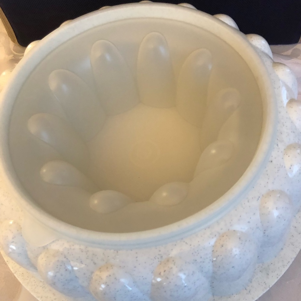 Vintage Tupperware Jel-Ring Mold - 3 pc - Like-New Condition
